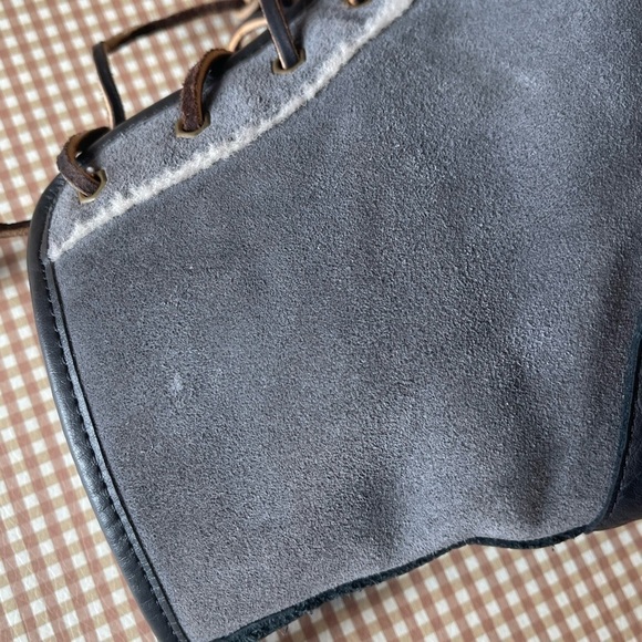 UGG-Harkley Grey Suede Lace-Up Boots. Mens size 14 - Picture 12 of 16